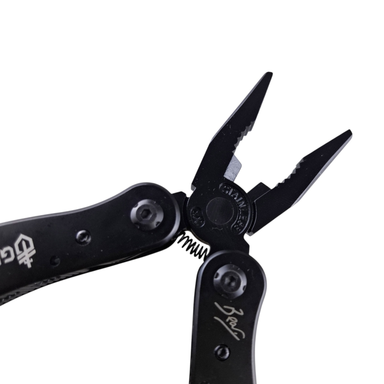 мультитул-пассатижи с набором бит и чехлом оптом